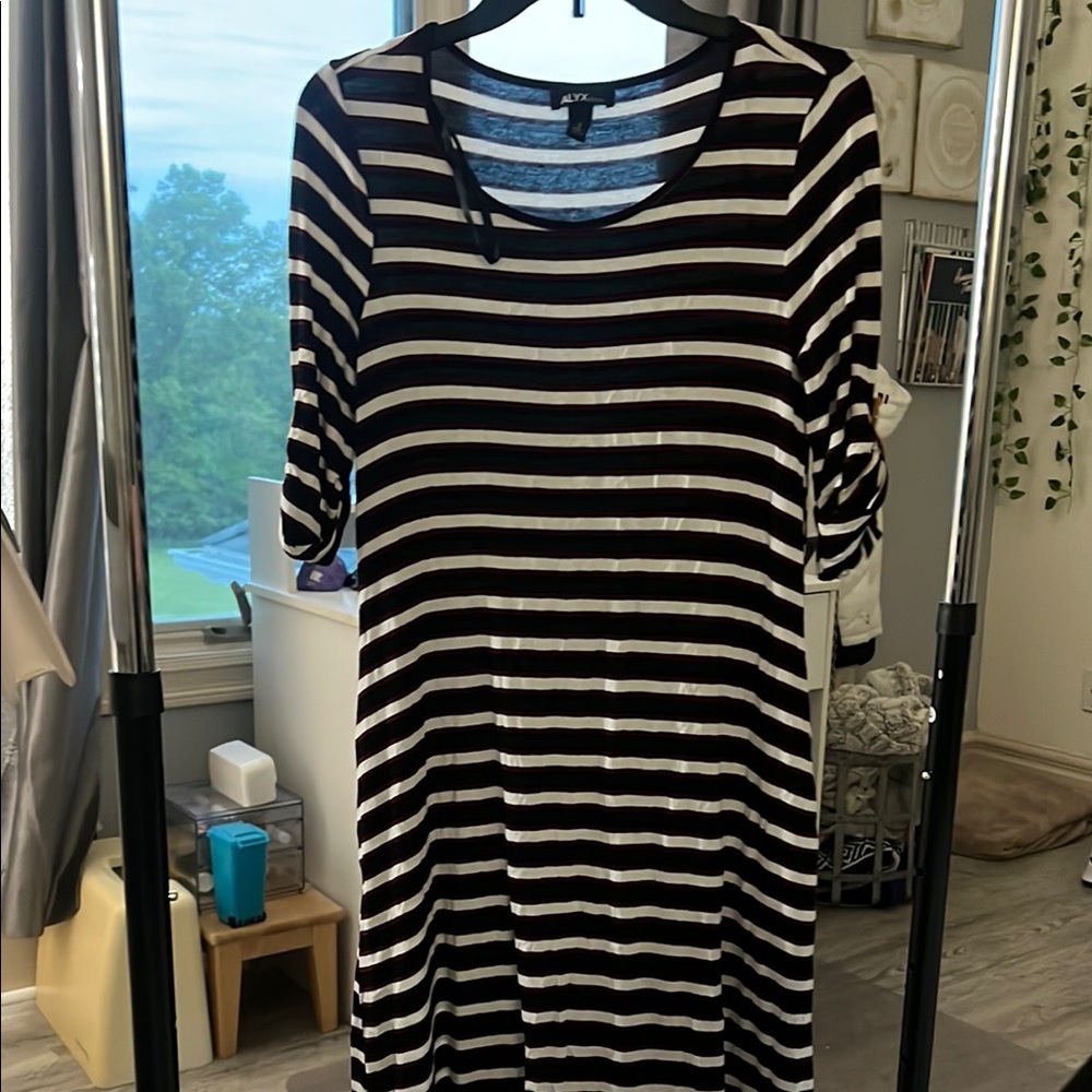 Ty Black and White Casual 3/4 Sleeve Dress